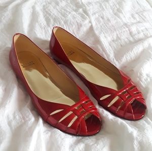 sz9 Stuart Weitzman Peep Toe Flats